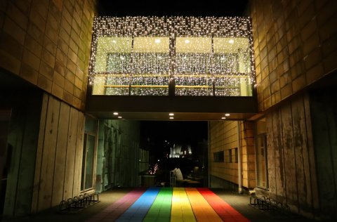 Jólaljósin lýsa upp skammdegið.