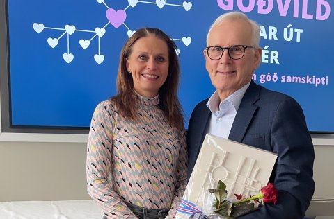 Ásdís Kristjánsdóttir bæjarstjóri og Jón Júlíusson.