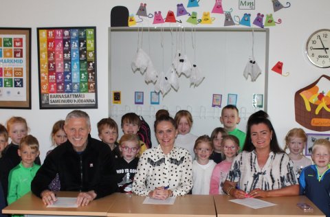 Helga Rúnar Óskarsson stjórnarformaður Rannsóknarseturs um menntun og hugarfar, Ásdís Kristjánsdótt…