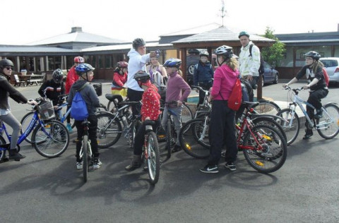 Á hjóla- og ævintýranámskeiði í Kópavogi.