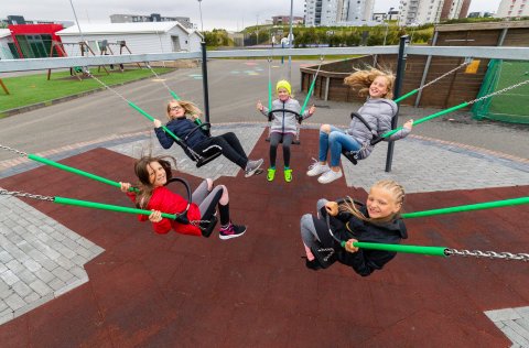 Grímuskylda barna í 5.-7.bekk verður afnumin frá og með 18.nóvember.