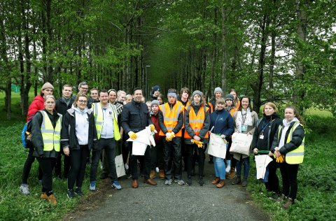Plokkdagur Vinnuskóla Kópavogs var settur í Fossvogsdal.