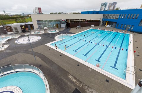 Íþróttamannvirki opna fyrir afreksfólk.