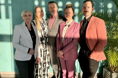 Á myndinni eru frá vinstri: Soffía Karlsdóttir, forstöðumaður menningarmála, Védís Hervör Árnadótti…