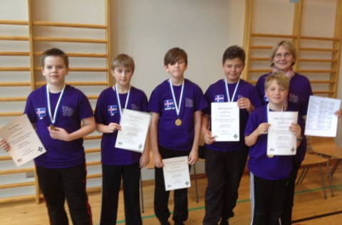 Skáksnillingar í Álfhólsskóla