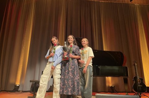 Aldís María Sigurvinsdóttir, Emma Dís Tómasdóttir og Vanessa Rúnarsdóttir