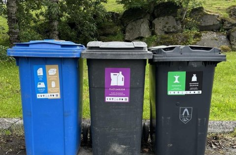 Tafir eru á sorphirðu í Kópavogi en unnið að því að vinna þær upp.