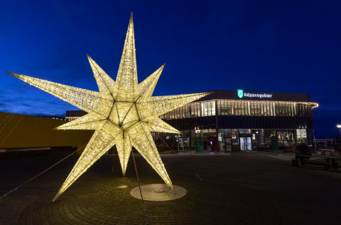Jólastjarnan á Hálsatorgi hefur vakið verðskuldaða athygli.
