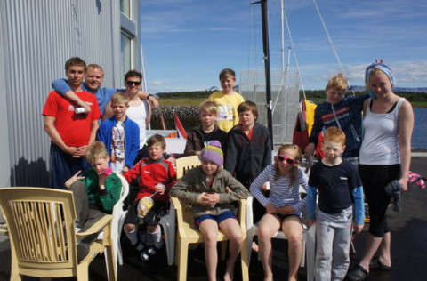 Ungmenni á sumarnámskeiði