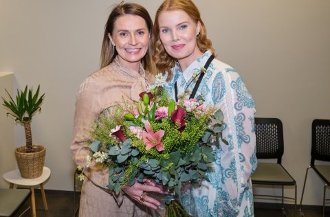 Ásdís Kristjánsdóttir bæjarstjóri Kópavogis og Sigrún Þórarinsdóttir, sviðsstjóri velferðarsviðs.