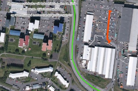 Skemmuvegur lokaður við Byko